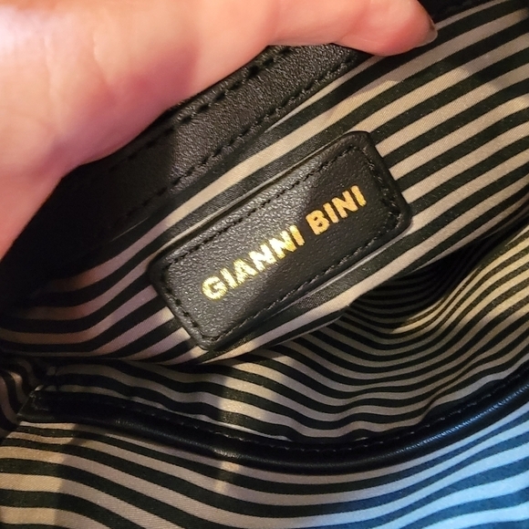 Gianni Bini Red Vegan Leather Purse Tortoise Ring Handles and Chain strap - Picture 14 of 16